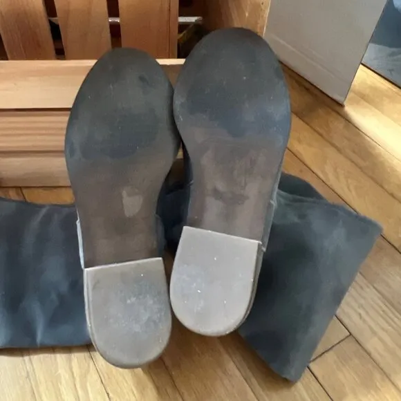 Ugg Size 8 Grey Daley Suede Tall Equestrian Boots