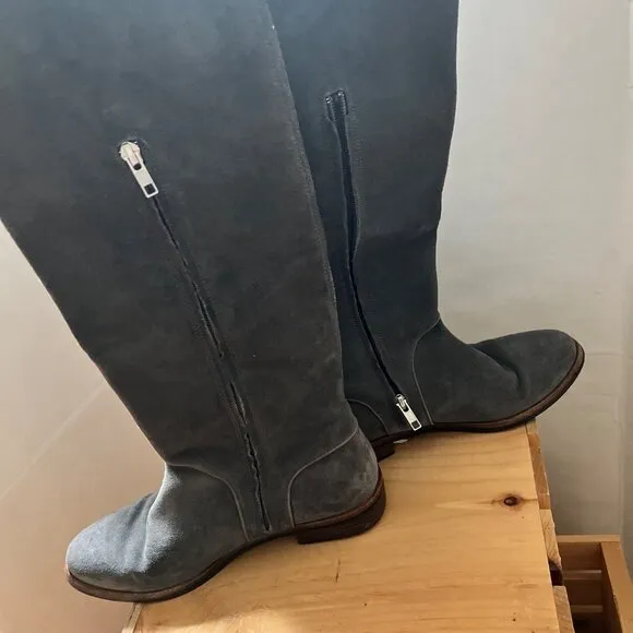 Ugg Size 8 Grey Daley Suede Tall Equestrian Boots