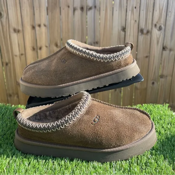 Ugg Slippers Brown Suede Tasman Braided Collar Youth size 6
