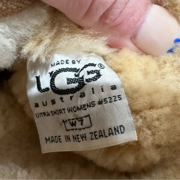 UGG Ultra Short Chestnut Suede Winter Boots