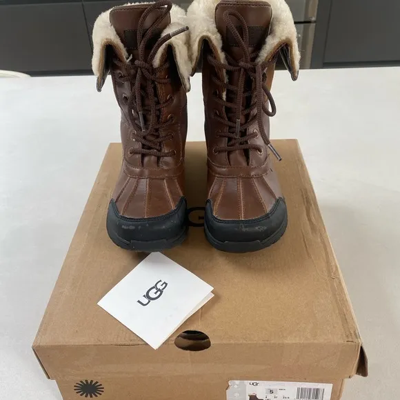 Ugg winter boots