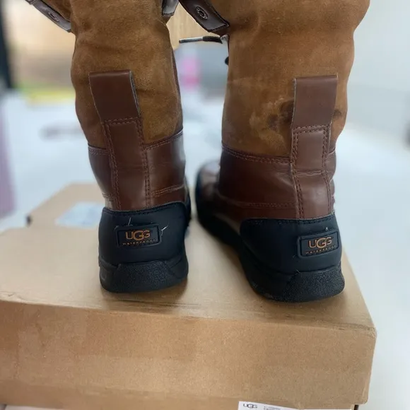 Ugg winter boots