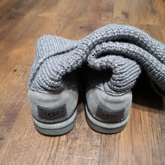 UGG Women's Classic Cardy Sock Boots Gray Knit Sheepskin Winter Fold Over Size 6