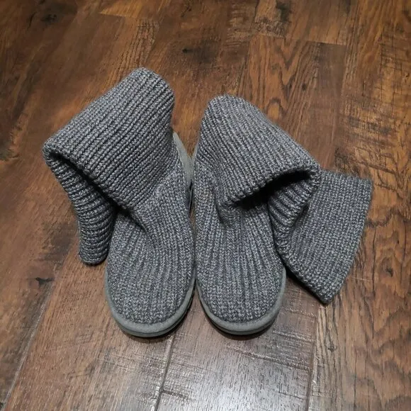 UGG Women's Classic Cardy Sock Boots Gray Knit Sheepskin Winter Fold Over Size 6