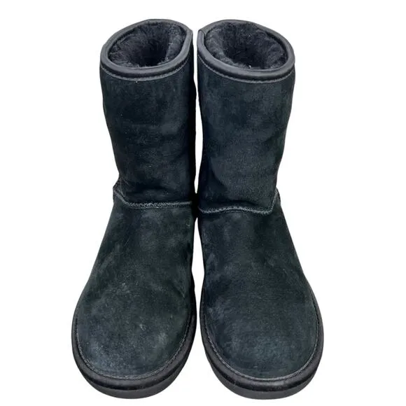 UGG Women’s Classic Short Black Swarovski Bows Winter Boot Size US 8