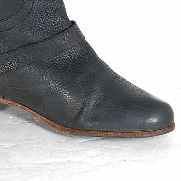 Ugg Women’s Channing US9 Leather Black Harness Equestrian Tall Riding Boots