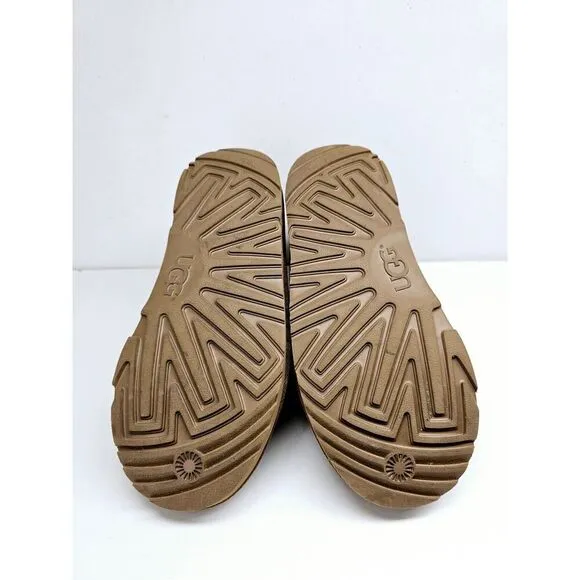 UGG Youth 5 Winter Boots