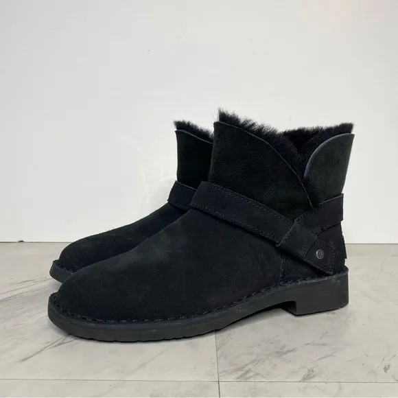 UGG Zariyah Black Suede Winter Boot 6