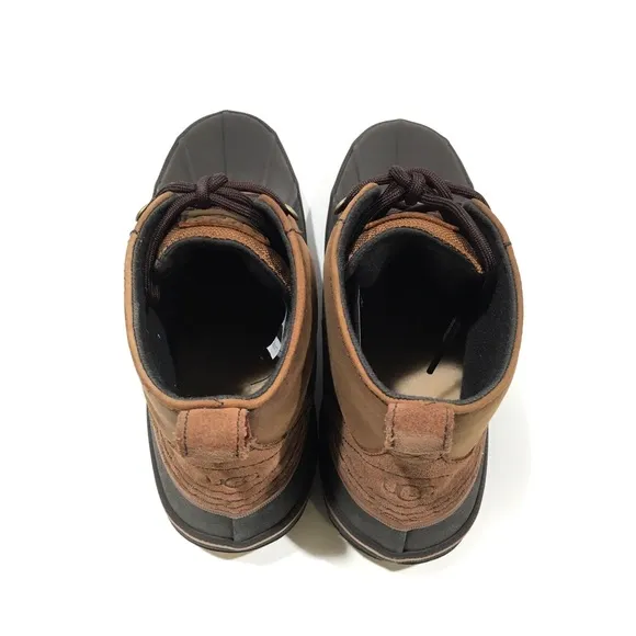 UGG Zetik Waterproof Duck Boots -Chestnut Leather -Men’s US 8.5 -NEW