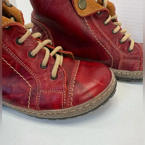 V Italia Kiki red leather combat boots size 37