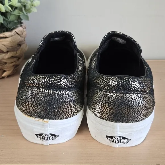 Vans 8 NEW Classic Slip On Metallic Gold Dots Low Top Sneakers SK8 Shoes 9.5