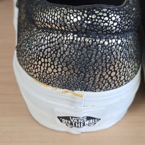 Vans 8 NEW Classic Slip On Metallic Gold Dots Low Top Sneakers SK8 Shoes 9.5