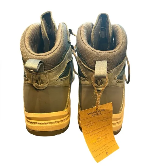 Vasque Breeze Women’s Hiking Trail Boots Brand New