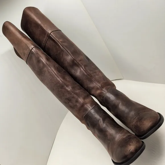 Vince Camuto boots women's 6.5M brown coffee leather Bendra equestrian knee high