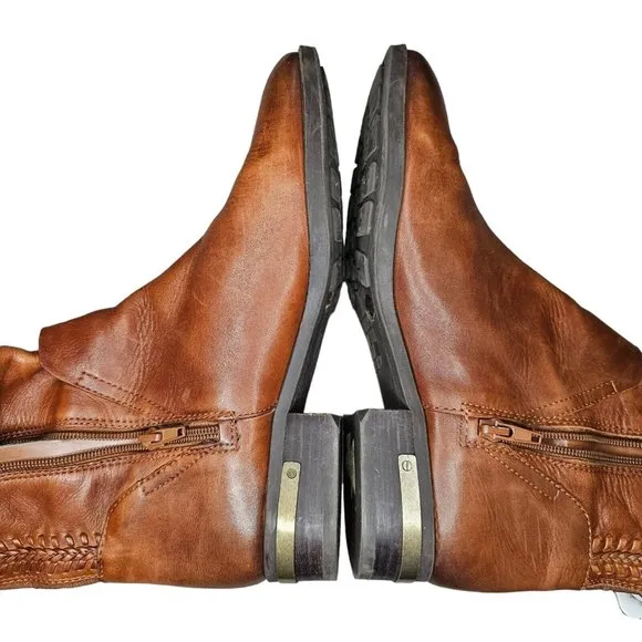 Vince Camuto Cognac Brown Leather Bendra Knee High Boots‎ Size 8.5 Riding