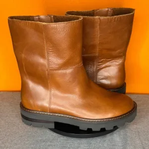 Vince Camuto Telvanni Cognac Brown Leather Platform Boot Zip Size 7 EU 37.5