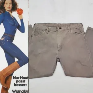 𝅺VINTAGE 1980s Wrangler Beige Tan USA Made High Waisted Butt Hugging Mom Jeans