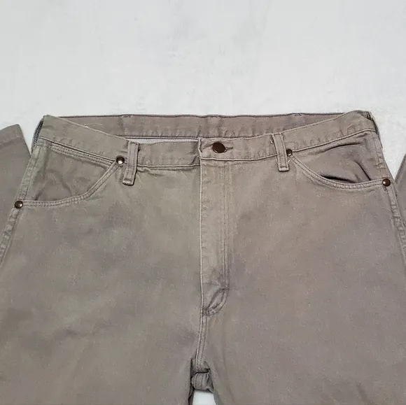 𝅺VINTAGE 1980s Wrangler Beige Tan USA Made High Waisted Butt Hugging Mom Jeans