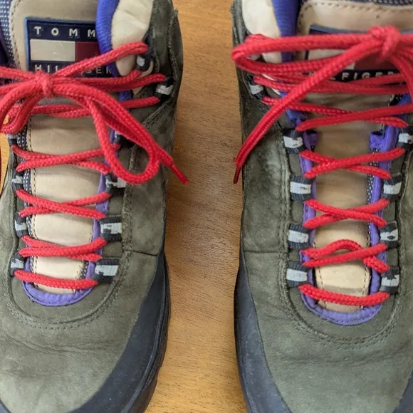 Vintage 90s Tommy Hilfiger Leather Lug Hiking Boots