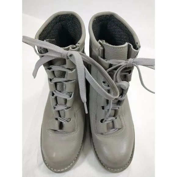 Vintage Danner Womens Gray Gore-tex Hiking 6 M
