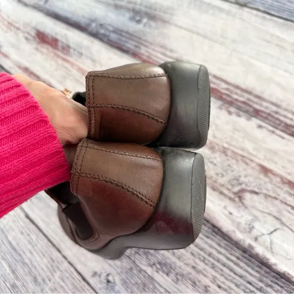 Vintage Dansko Brown Leather Chunky Slip On Shoes