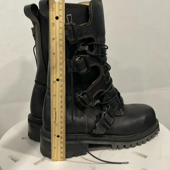 Vintage GBX Mens 8 Genuine Leather Biker Boots Buckle Zip Moto Y2K Grunge Goth