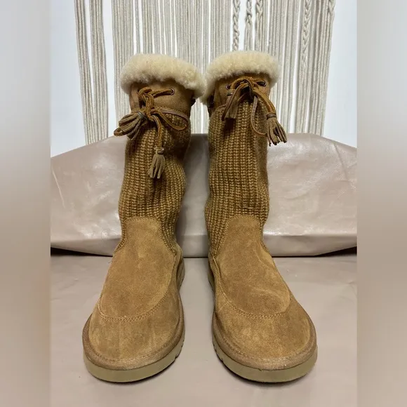 Vintage Ugg Australia Suburb Crochet 5921 chestnut Tan Mid Calf Boots size 4
