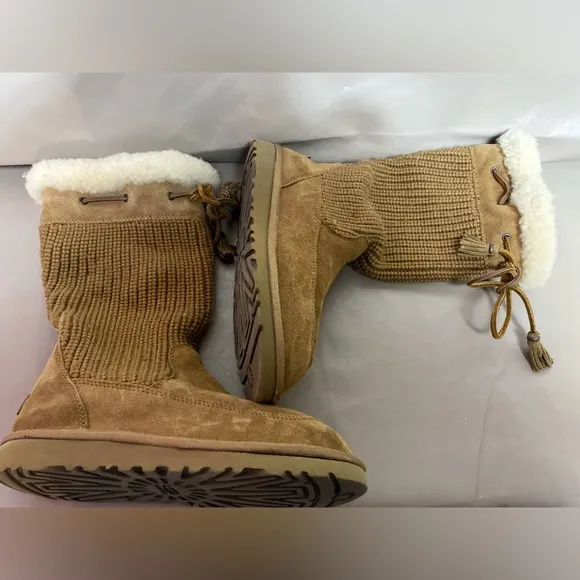 Vintage Ugg Australia Suburb Crochet 5921 chestnut Tan Mid Calf Boots size 4