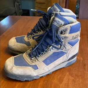 Vintage Vasque Hiking Boots