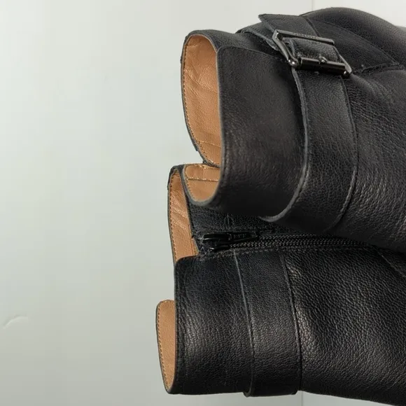 Vionic Alison Black Leather Ankle Bootie boots womans size 9W. EU 41