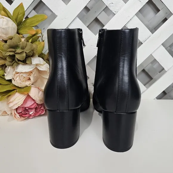 Vionic Sibley Leather Boots Size 8.5