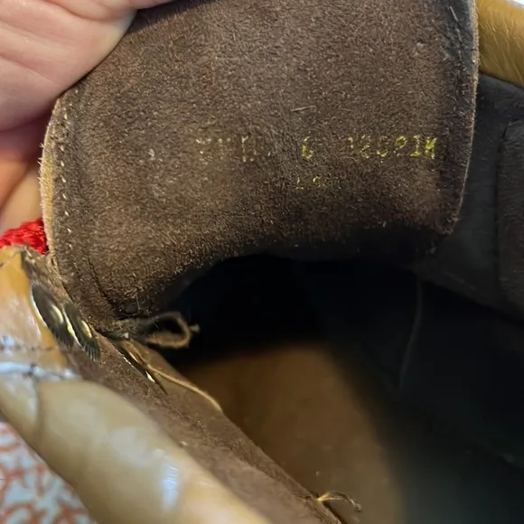 VTG COLORADO RED LACE MOUNTAIN HIKING BOOTS