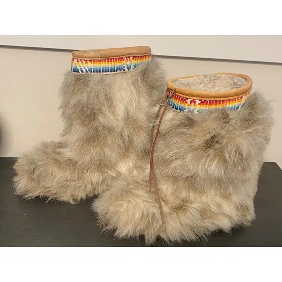 Vtg Cougars Shaggy Fur Apres YETI WINTER BOOTS Rainbow Trim Native Canada Made