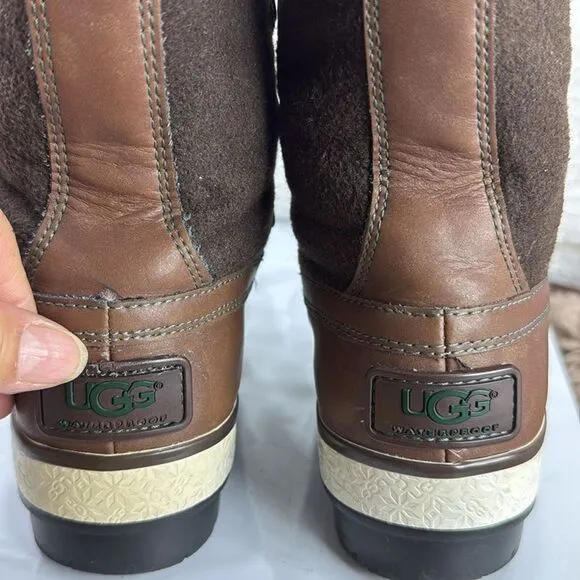 (W4) UGG Australia Baroness Women's Lace Up Boots Size 5
