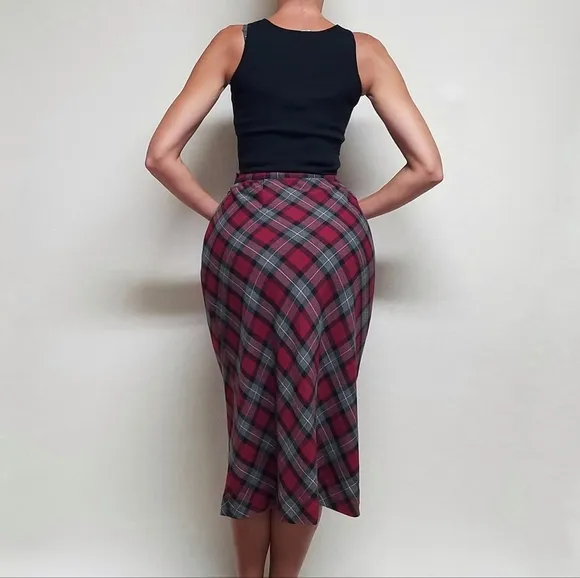 Whimsigoth 90s Vintage Sag Harbor Classic Red Gray Tartan Plaid Midi Skirt 12