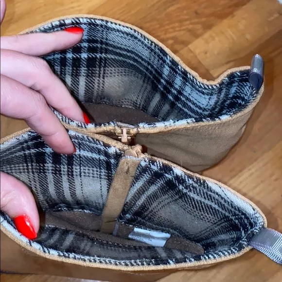 Winter Boots (worn once)