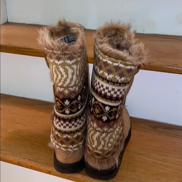 Winter Boots (worn once)