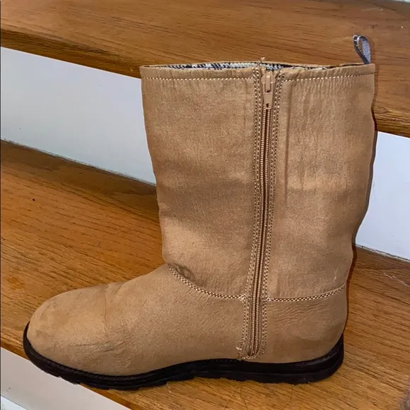 Winter Boots (worn once)
