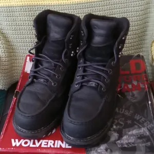 Wolverine men's boots-SLIGHTY USED