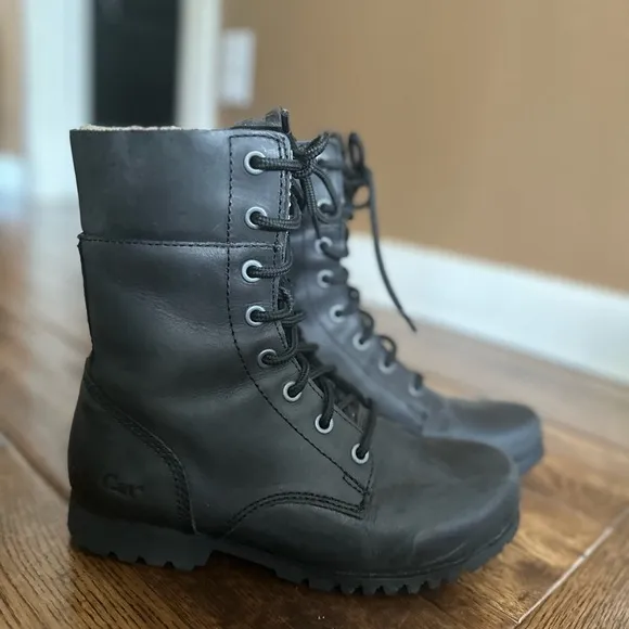 Women’s Caterpillar CAT Winter Alexi Combat Boots Black. Ankle Boots US 7/EU 38.