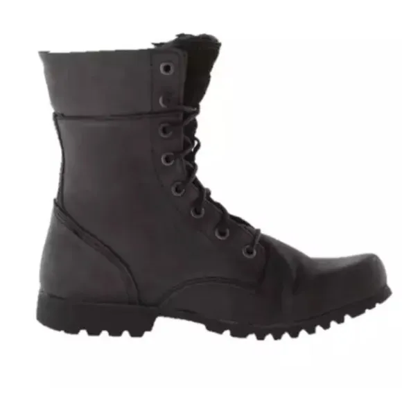 Women’s Caterpillar CAT Winter Alexi Combat Boots Black. Ankle Boots US 7/EU 38.