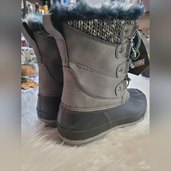 Women's Gray and Black Winter Boots