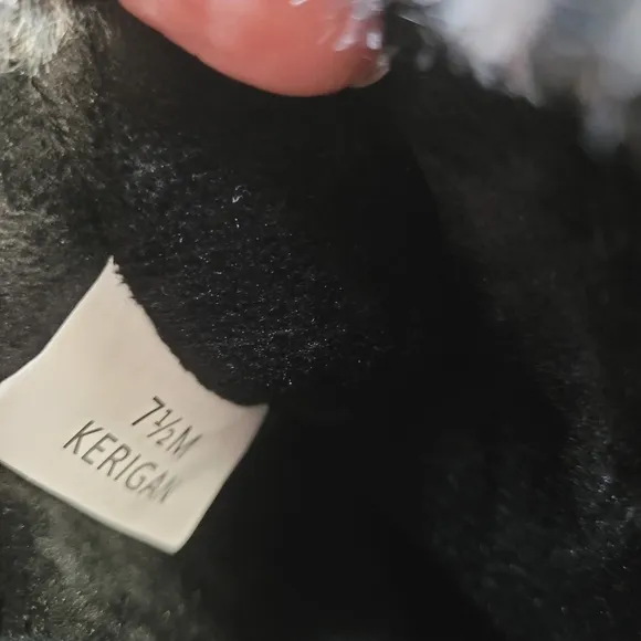 Women's Gray and Black Winter Boots