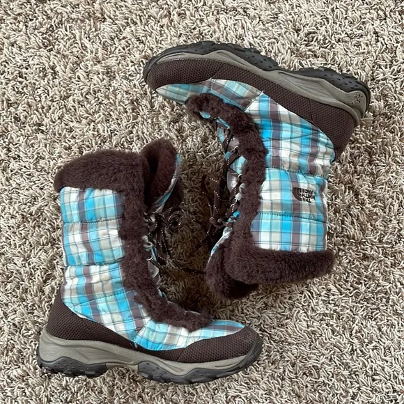 Women’s The North Face Winter Boots size 7.5**⭐️       ⛄️❄️ SUPER ADORABLE!!❄️⛄️