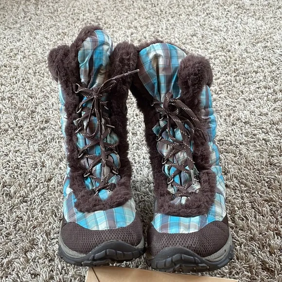 Women’s The North Face Winter Boots size 7.5**⭐️       ⛄️❄️ SUPER ADORABLE!!❄️⛄️