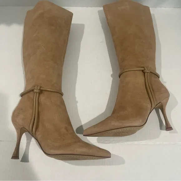 Women’s Vince Camuto Carlyma Tan Knee High Suede Boots Size 8.5 US!