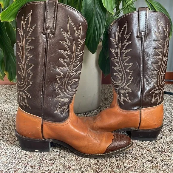 Women’s Vintage ACME Leather Cowboy Boots Size 8.5