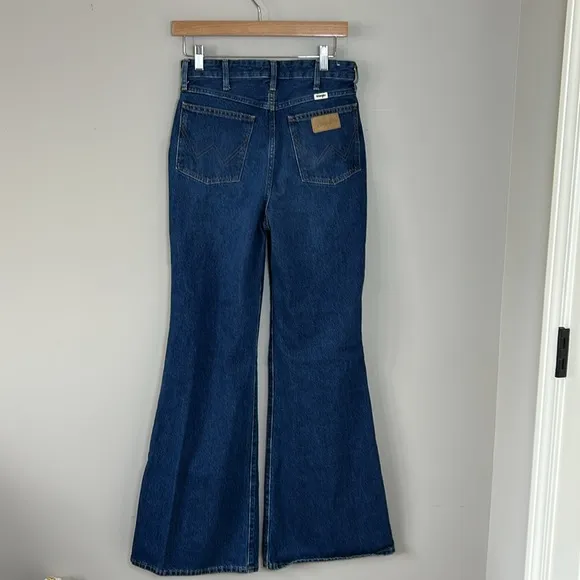Wrangler Wanderer Jean Indigood Earthwash Women High Rise Flare Stretch 28 x 34