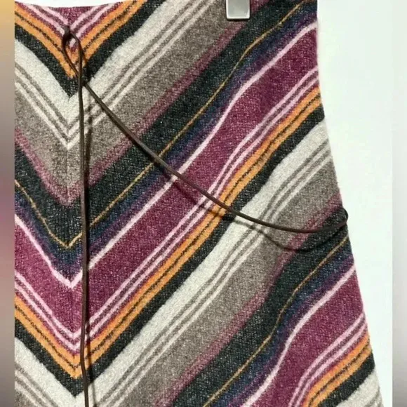 Zara Basic Fall/Winter Wool-Blend Chevron Stripe A-Line Skirt, Size 10