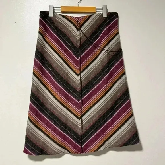 Zara Basic Fall/Winter Wool-Blend Chevron Stripe A-Line Skirt, Size 10